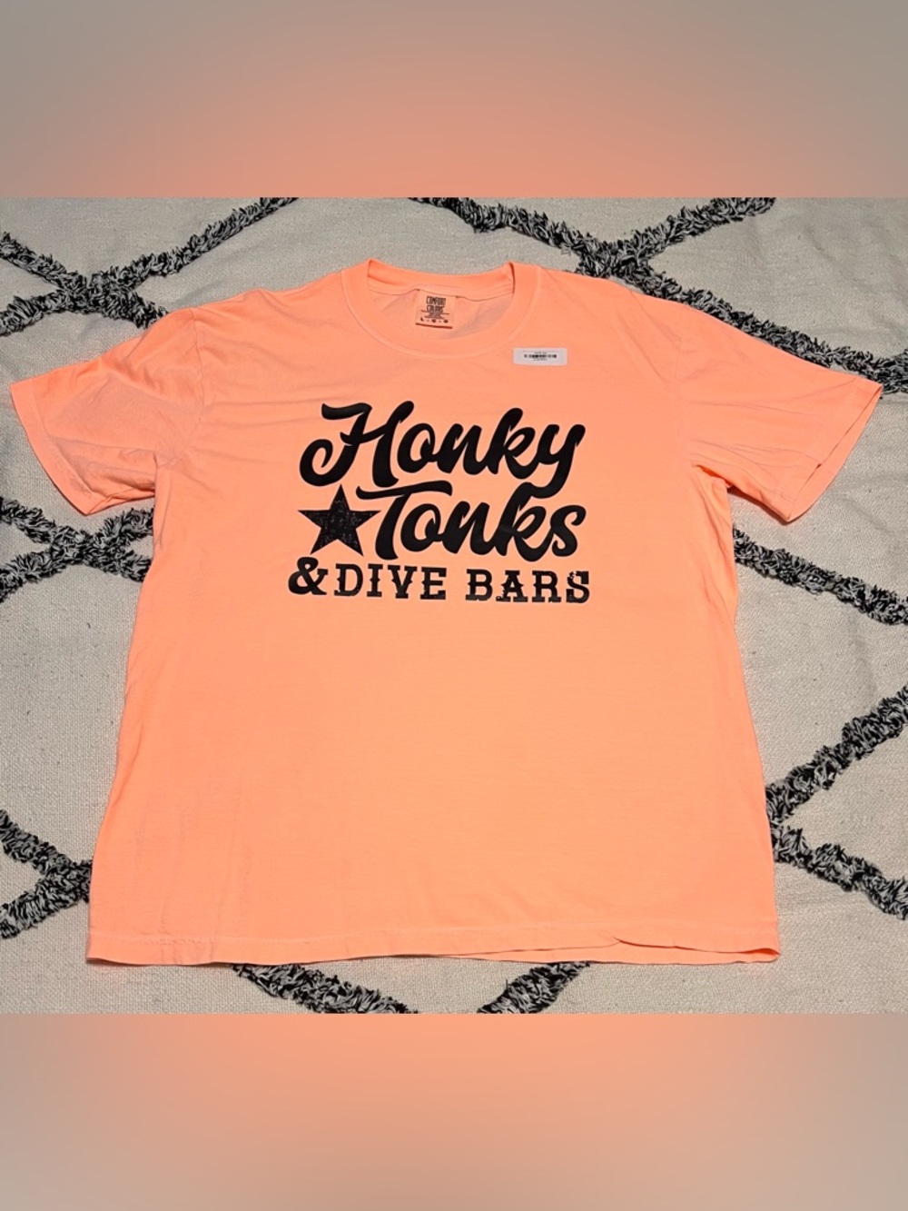 Comfort Colors Peach Graphic Tee - Honky Tonks & Dive Bars